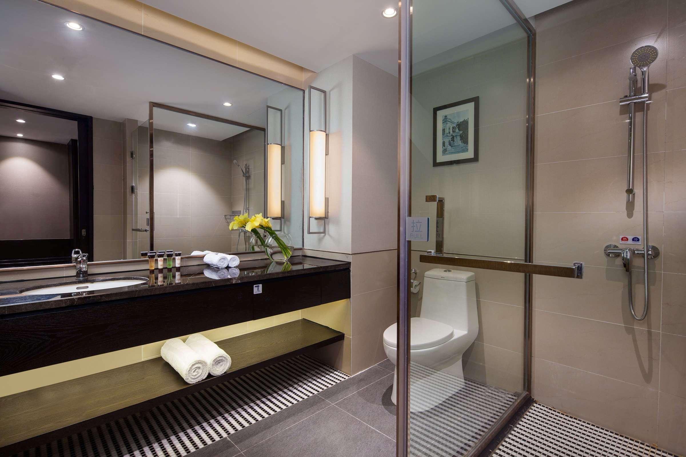 Ramada Shanghai Songjiang Bagian luar foto
