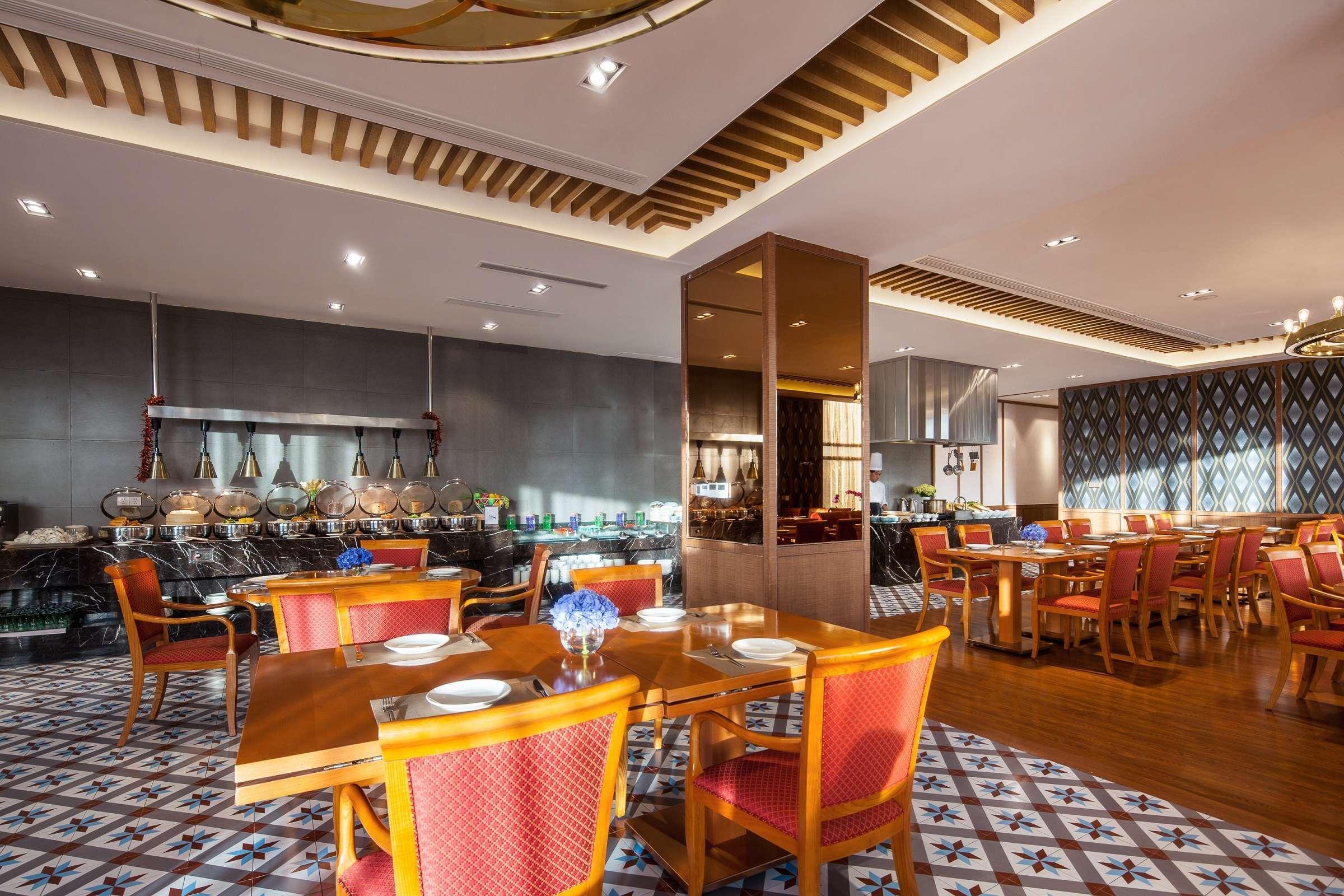Ramada Shanghai Songjiang Bagian luar foto