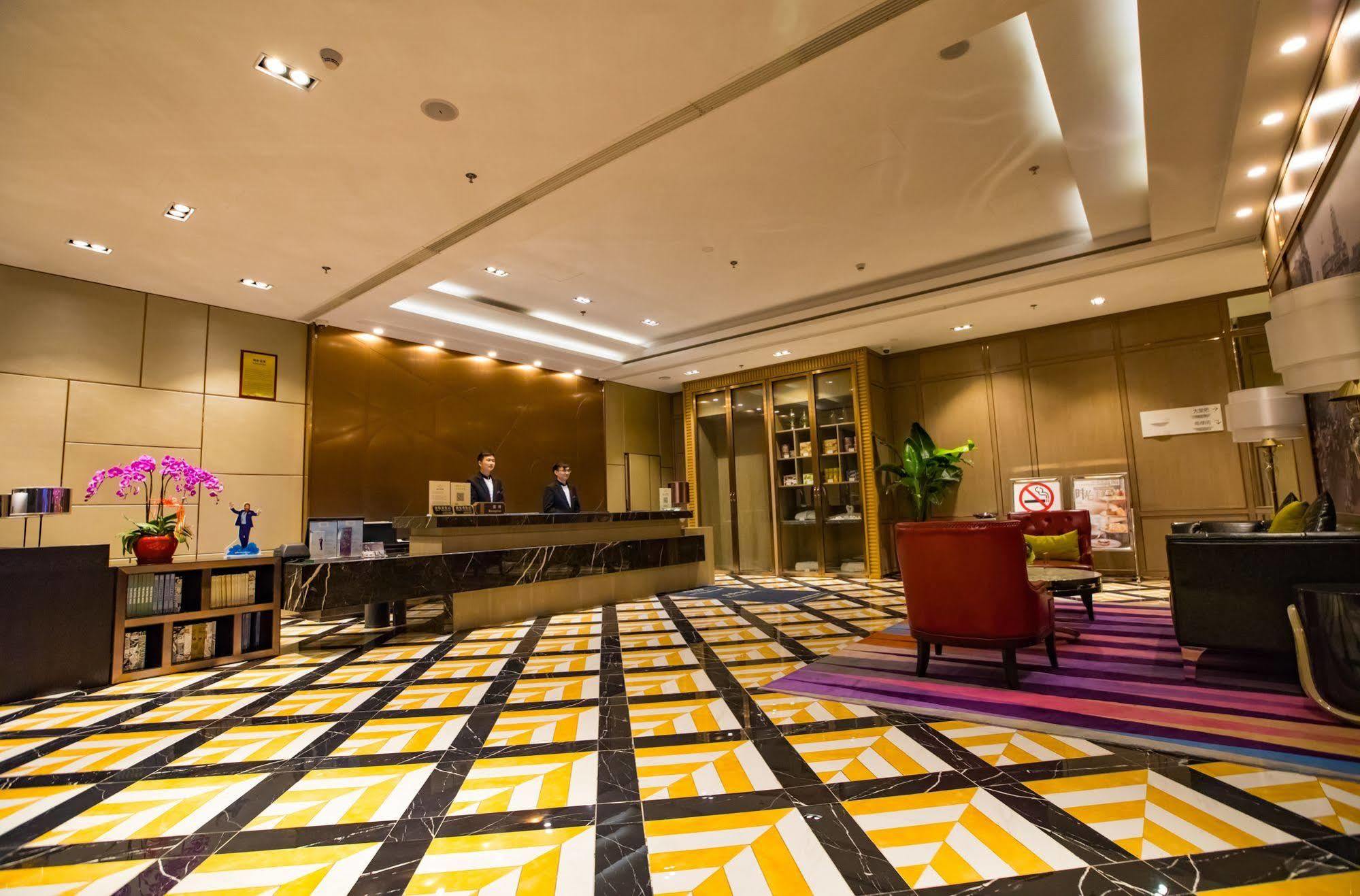 Ramada Shanghai Songjiang Bagian luar foto