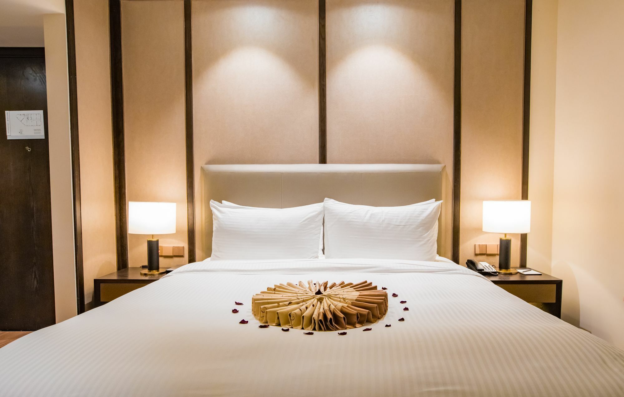 Ramada Shanghai Songjiang Bagian luar foto